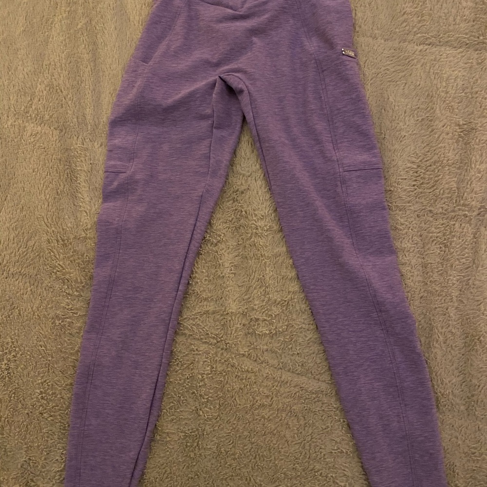 Bombshell leggings - Picture 3 of 5